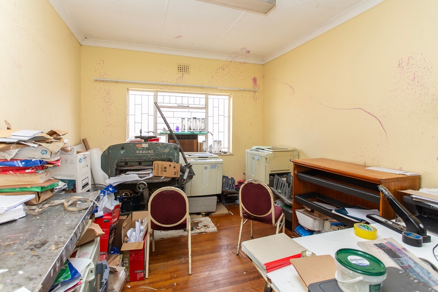 6 Bedroom Property for Sale in Richmond Western Cape